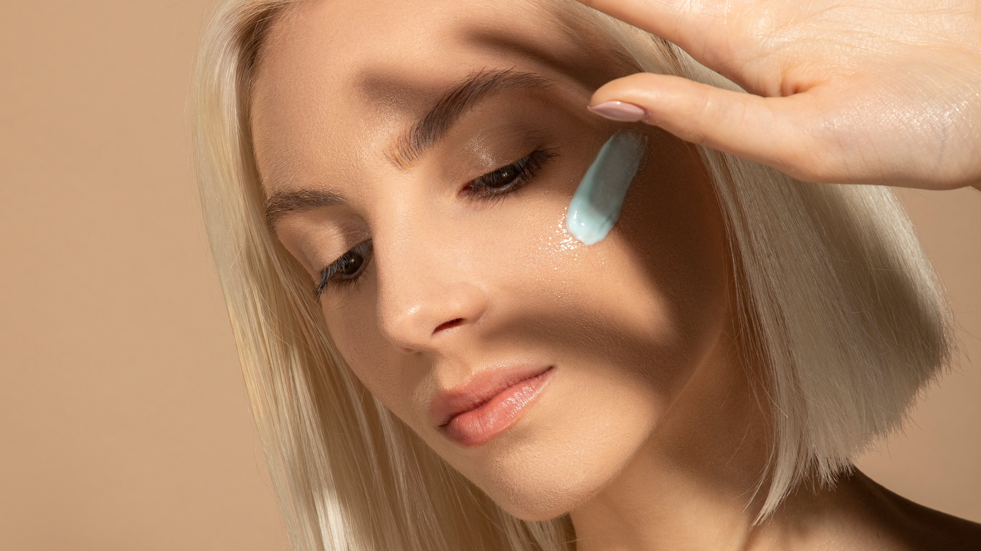 Revitalize Your Skin Overnight with Our Swiss Oxygen Therapy Sleeping Mask